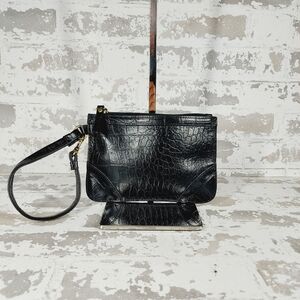 Boutique Black Croc Leather Zip Business Casual Evening Wristlet Bag 0830